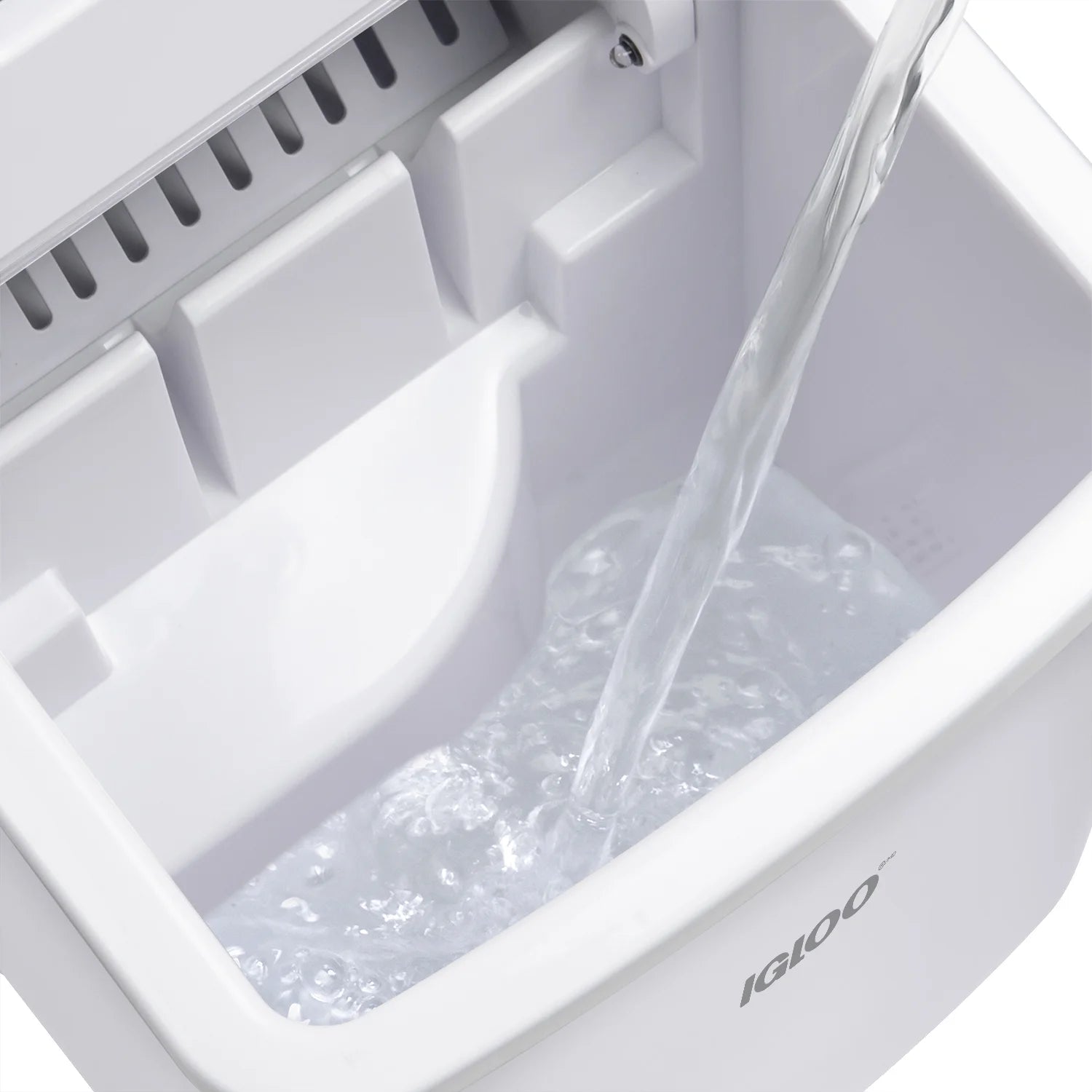 Handled Automatic Ice Machine Self Cleaning Countertop Ice Maker with Scoop, White (Igloo)