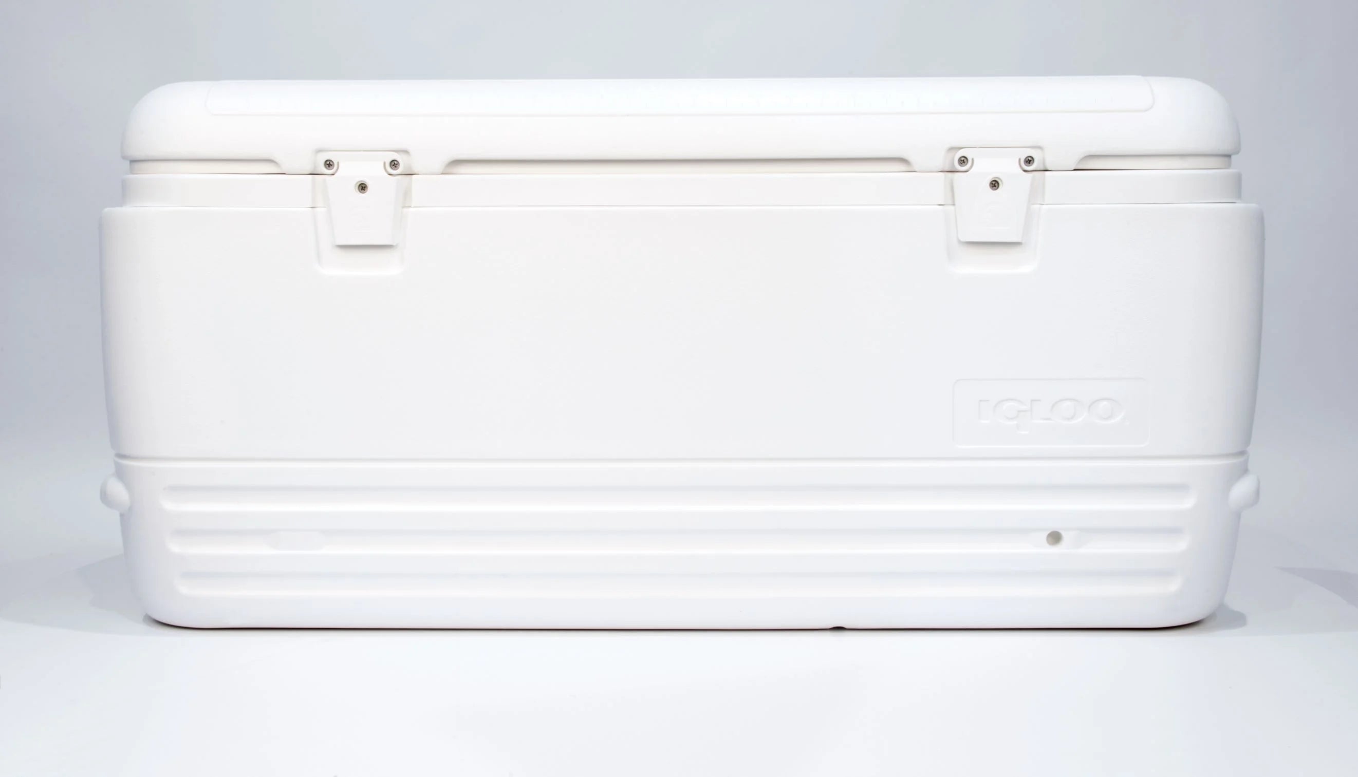 120 qt. Quick & Cool Polar Ice Chest Cooler, White (Igloo)
